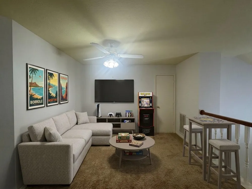 210 Rolling Plains Drive Sugar Land, TX 77479