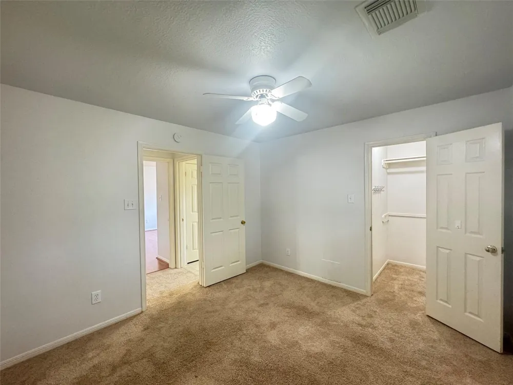 210 Rolling Plains Drive Sugar Land, TX 77479