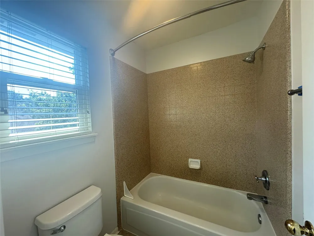 210 Rolling Plains Drive Sugar Land, TX 77479