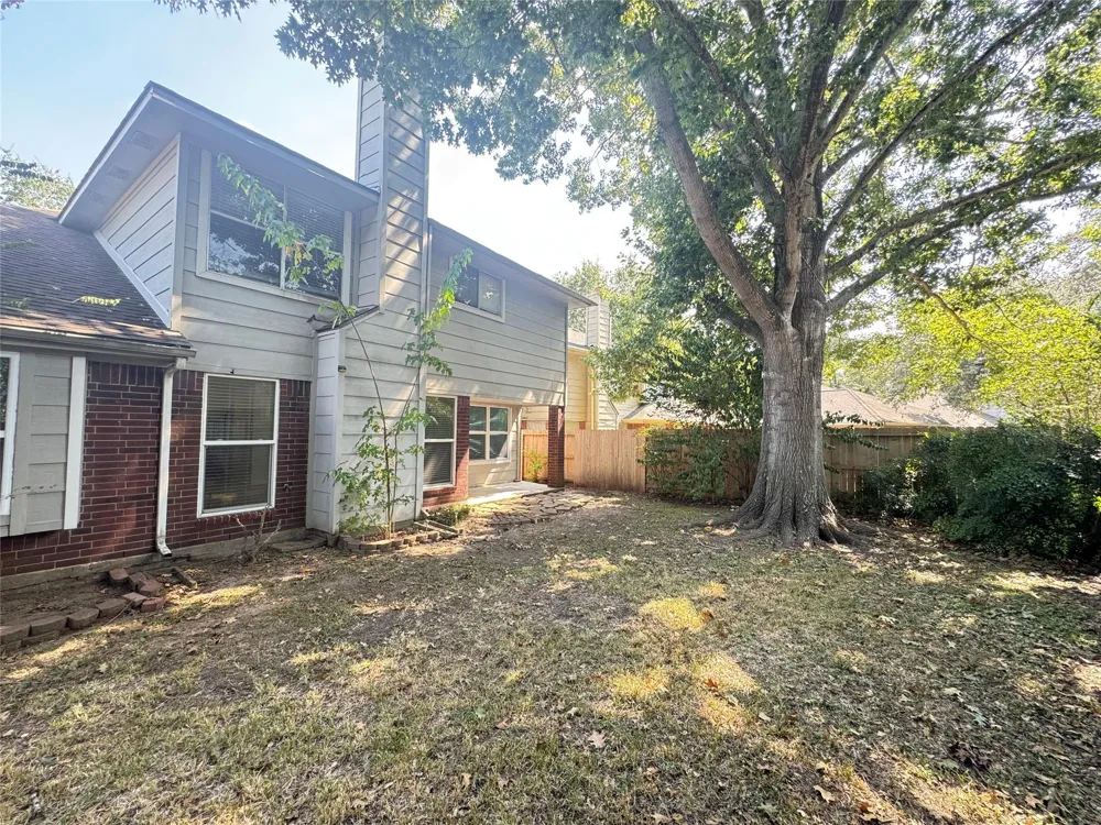 210 Rolling Plains Drive Sugar Land, TX 77479