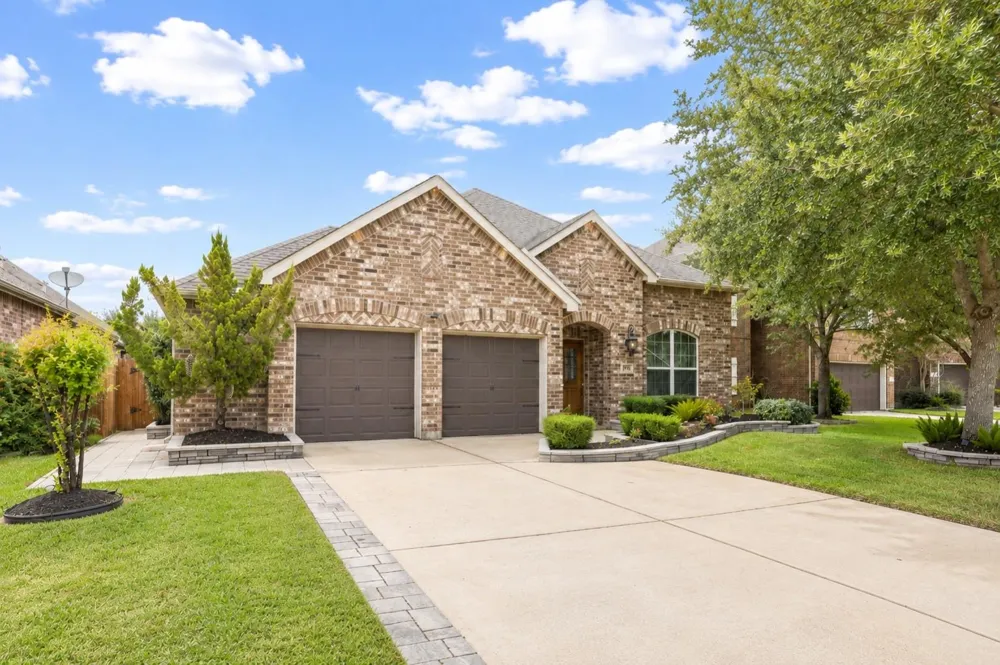 6158 Granger Lane League City, TX 77573