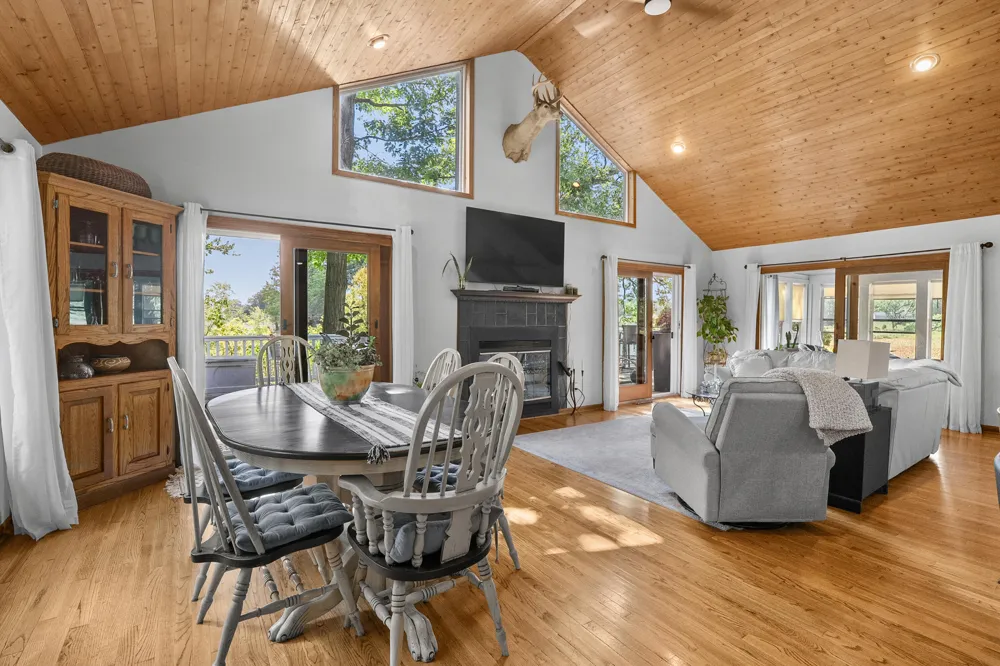 12405 Oak Ridge Road Plainwell, MI 49080