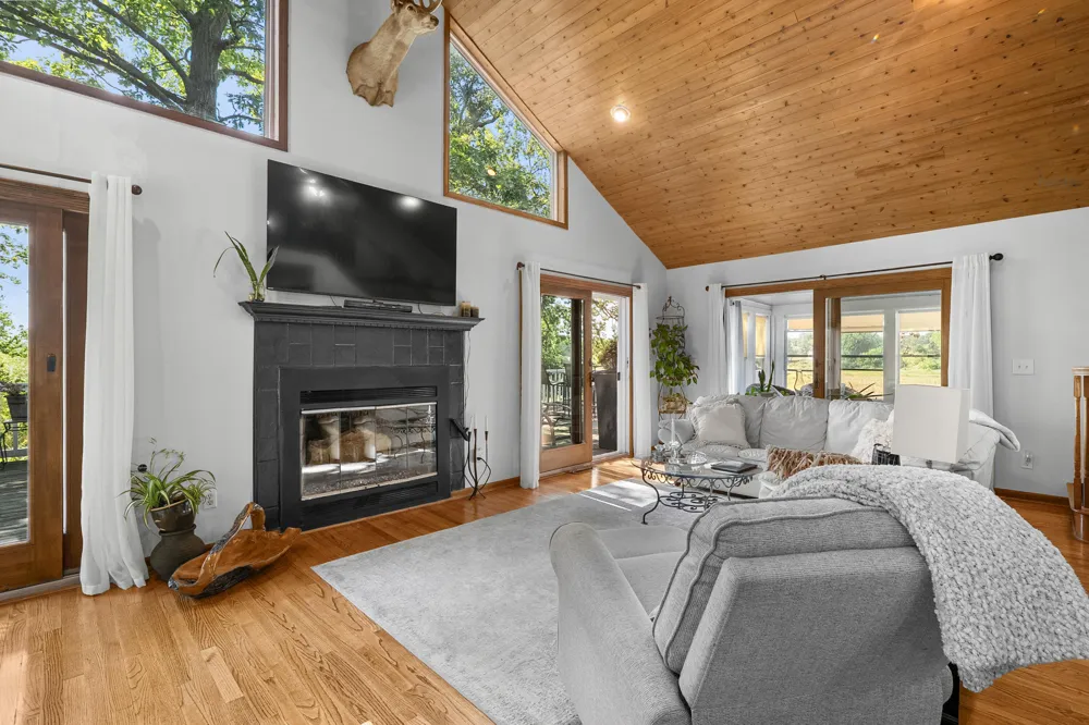 12405 Oak Ridge Road Plainwell, MI 49080