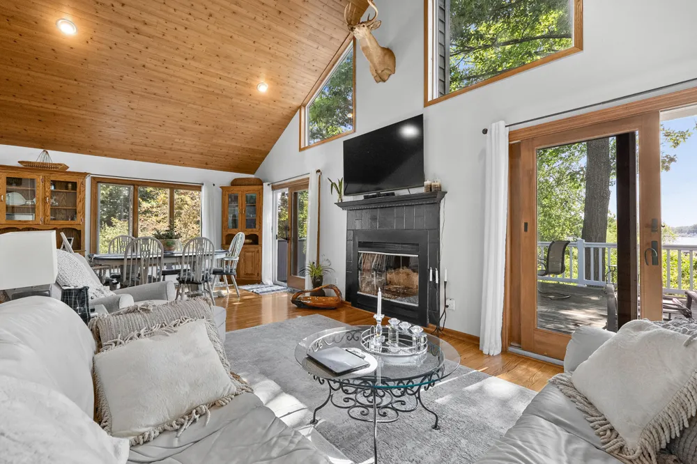 12405 Oak Ridge Road Plainwell, MI 49080