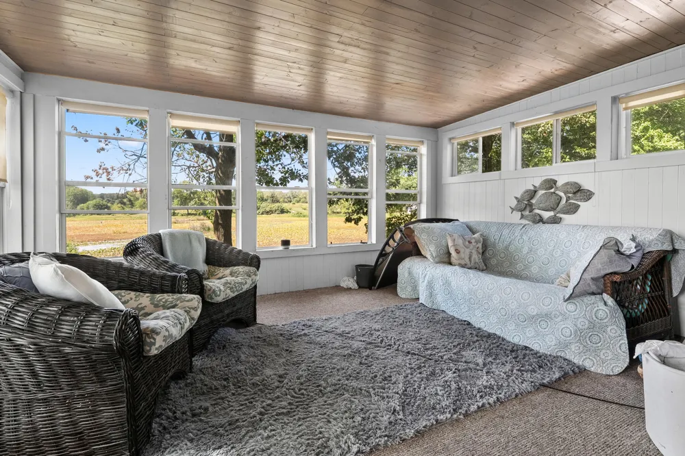 12405 Oak Ridge Road Plainwell, MI 49080