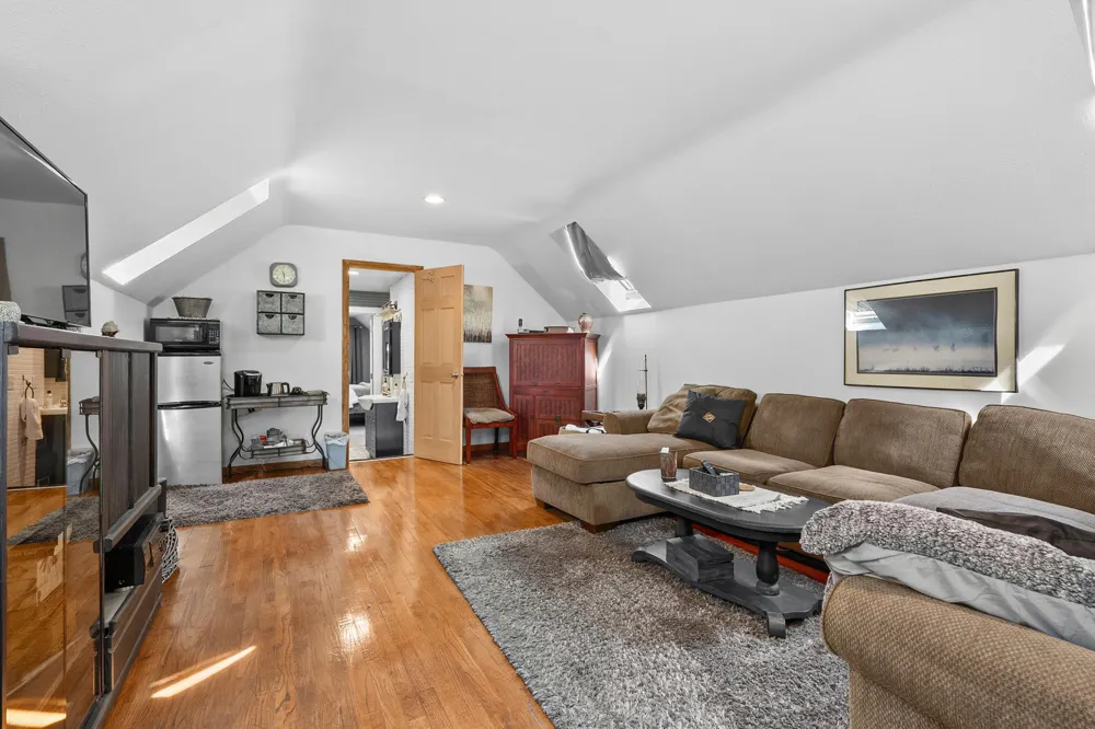 12405 Oak Ridge Road Plainwell, MI 49080