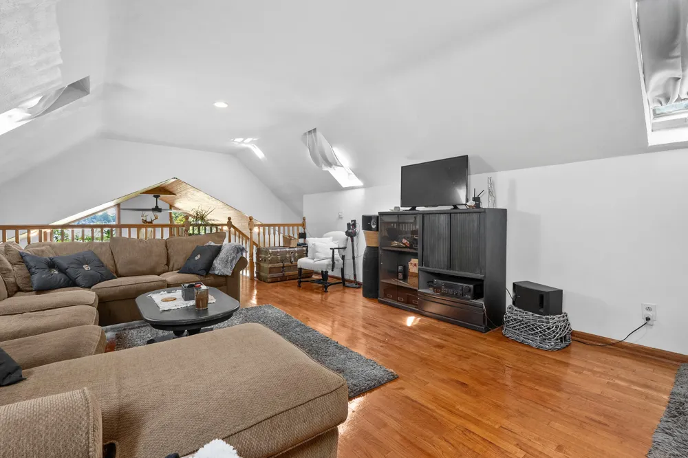 12405 Oak Ridge Road Plainwell, MI 49080