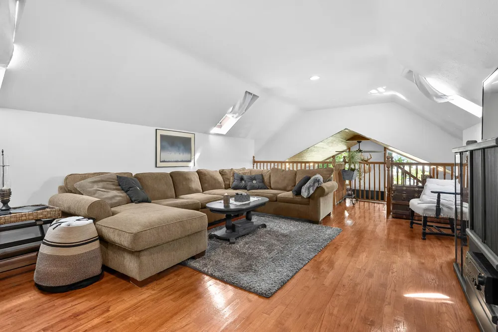 12405 Oak Ridge Road Plainwell, MI 49080