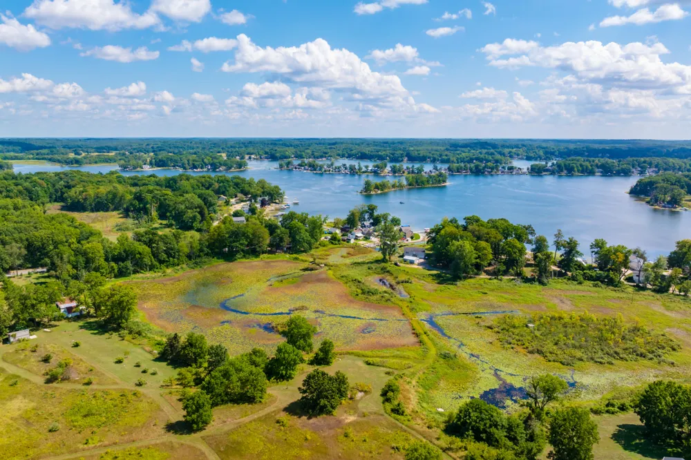 12405 Oak Ridge Road Plainwell, MI 49080