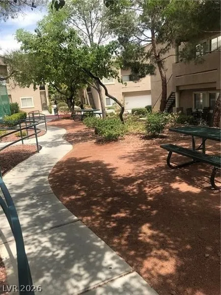 2053 Quarry Ridge Street #201 Las Vegas, NV 89117