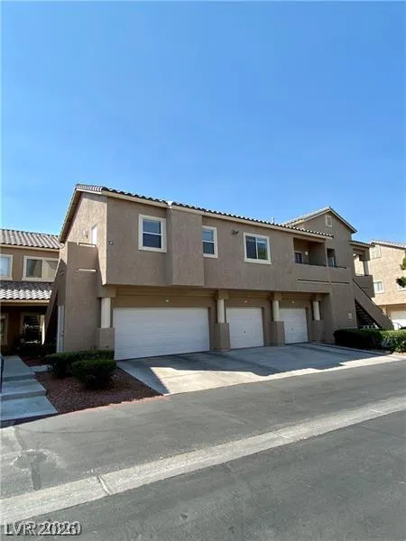 2053 Quarry Ridge Street #201