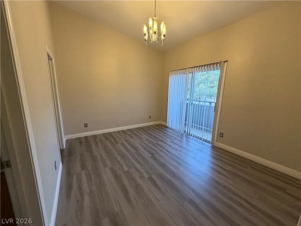 2053 Quarry Ridge Street #201 Las Vegas, NV 89117