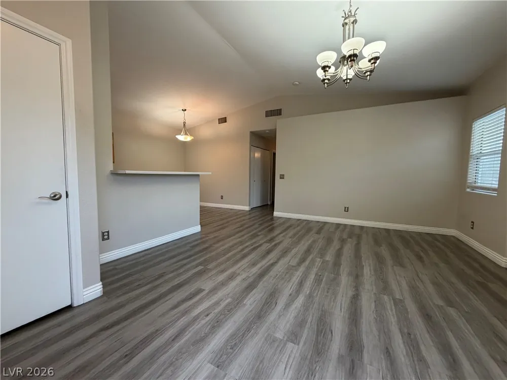 2053 Quarry Ridge Street #201 Las Vegas, NV 89117