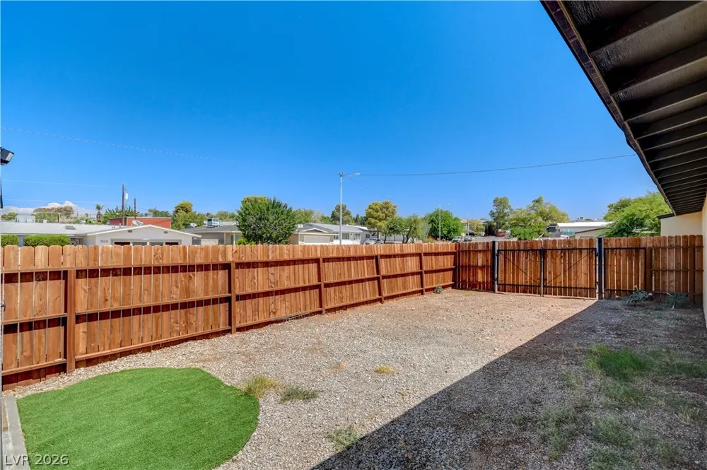 1102 Arapaho Way Boulder City, NV 89005