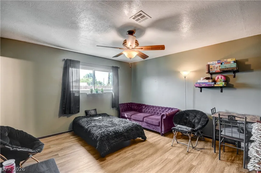 1102 Arapaho Way Boulder City, NV 89005