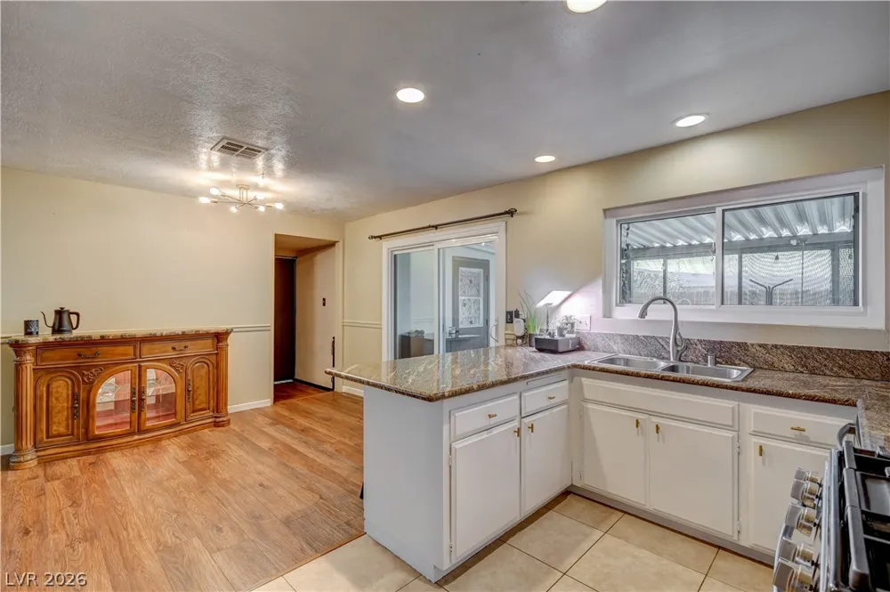1102 Arapaho Way Boulder City, NV 89005