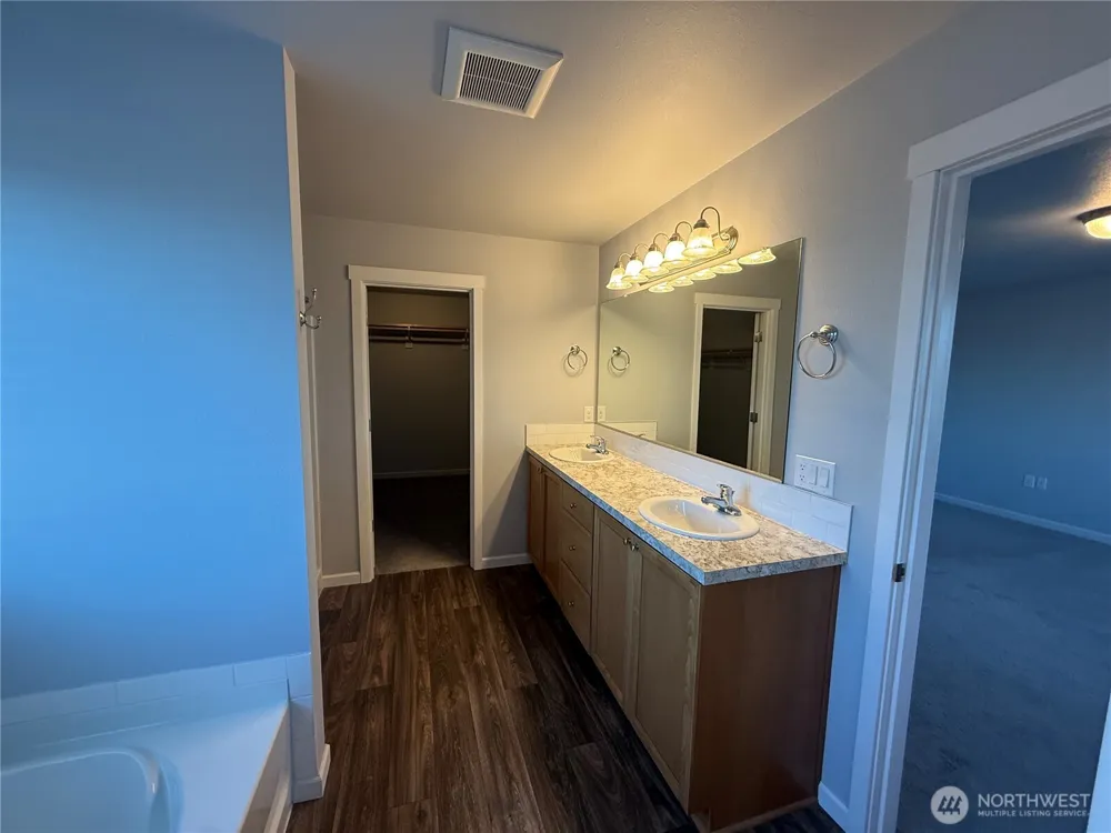 479 SW Sportsmen Ocean Shores, WA 98569