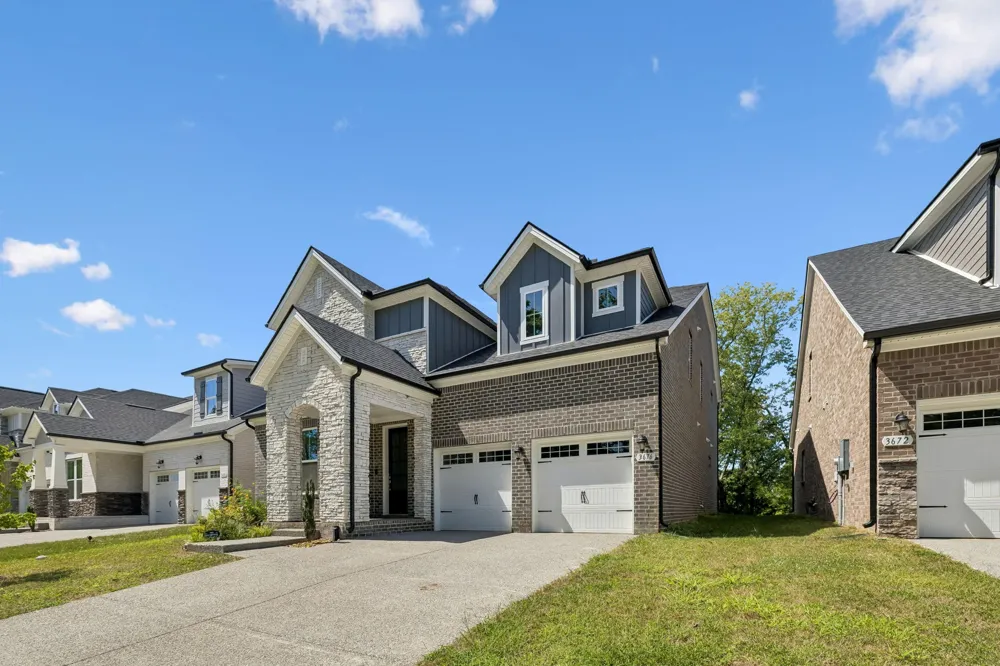 3676 Pierside Dr Hermitage, TN 37076