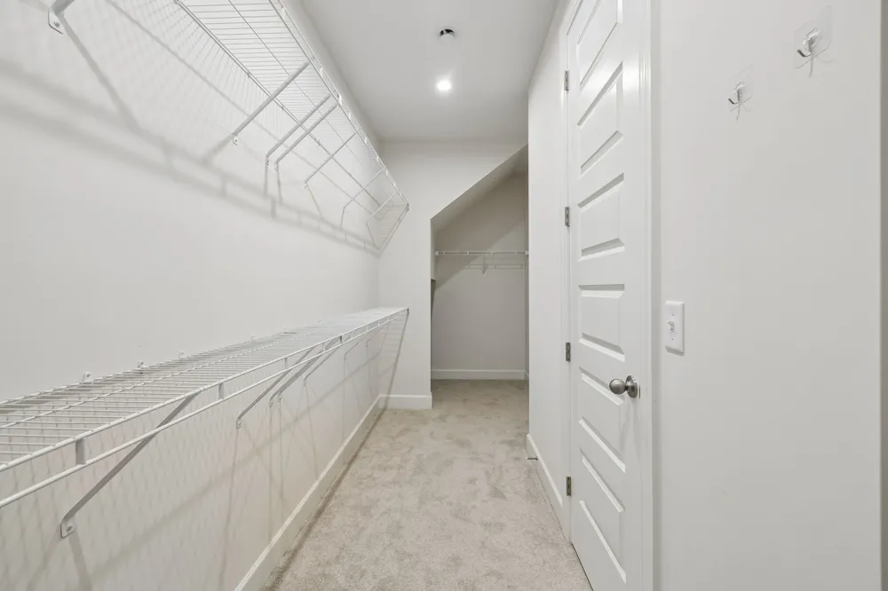 3676 Pierside Dr Hermitage, TN 37076