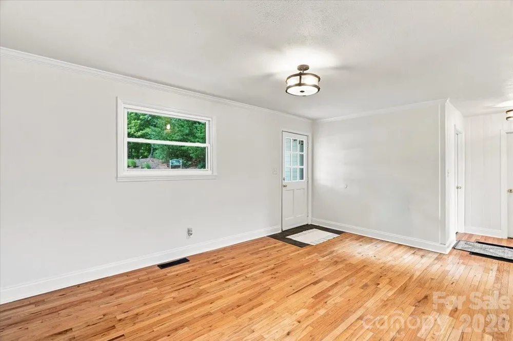 308 Browntown Road Leicester, NC 28748