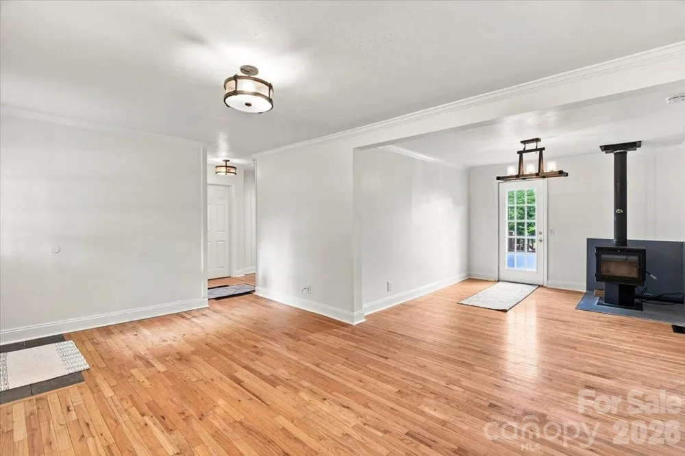308 Browntown Road Leicester, NC 28748