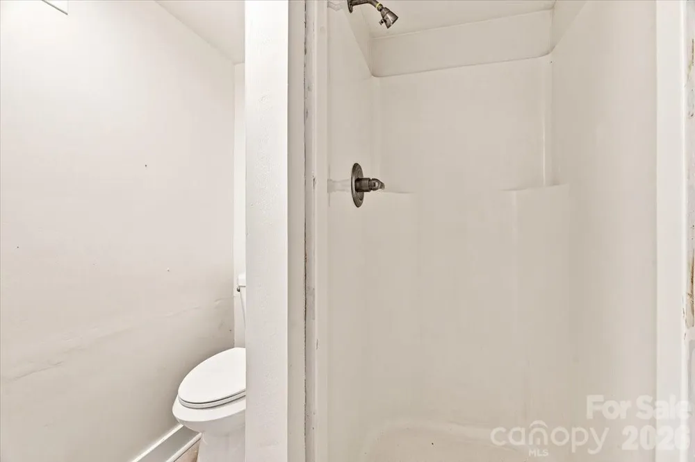 308 Browntown Road Leicester, NC 28748