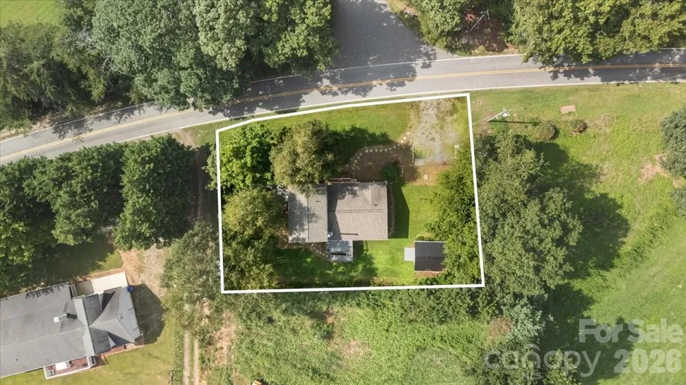 308 Browntown Road Leicester, NC 28748