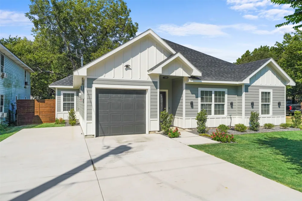 300 S 5th Street Crandall, TX 75114