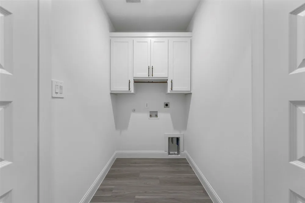 300 S 5th Street Crandall, TX 75114