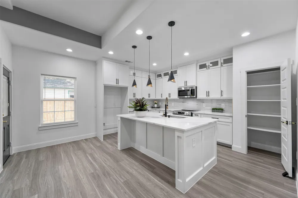 300 S 5th Street Crandall, TX 75114