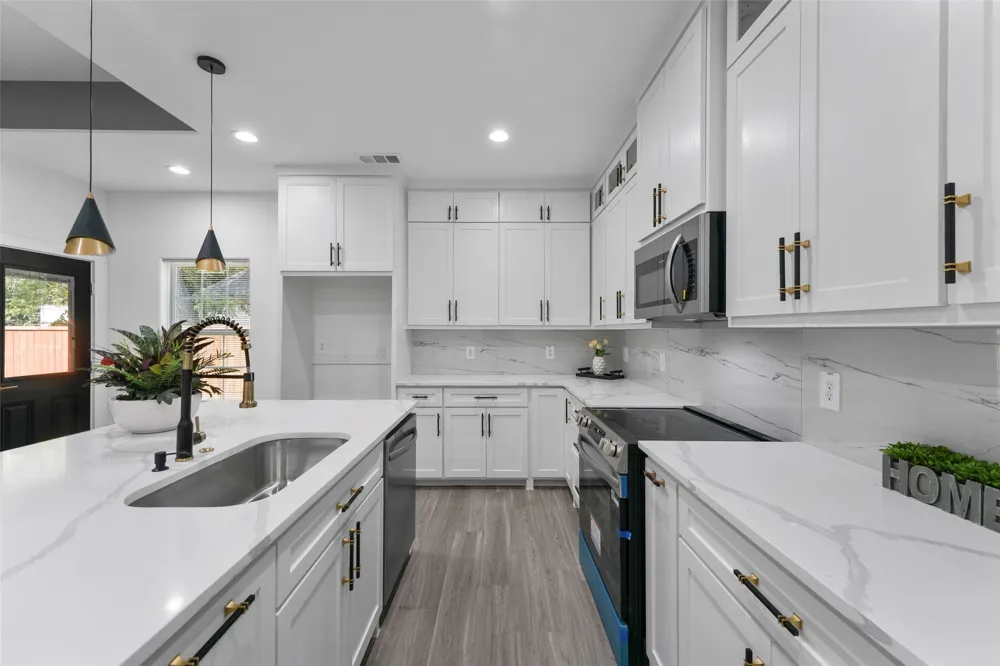 300 S 5th Street Crandall, TX 75114