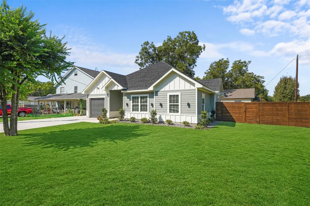 300 S 5th Street Crandall, TX 75114