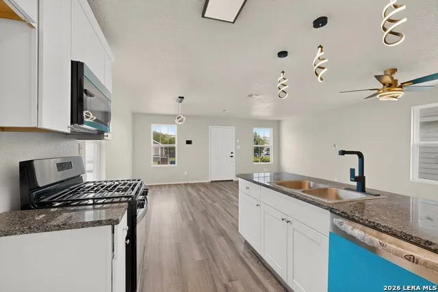 7731 NOPALITOS CV San Antonio, TX 78239