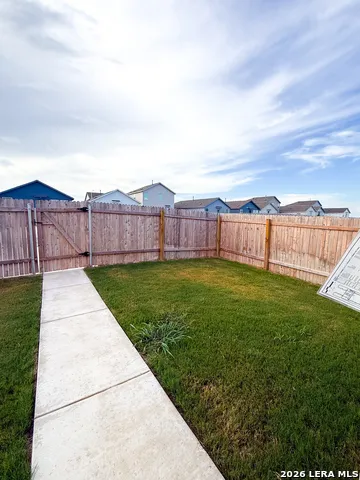309 TRINITY RIVER HOLW San Marcos, TX 78666