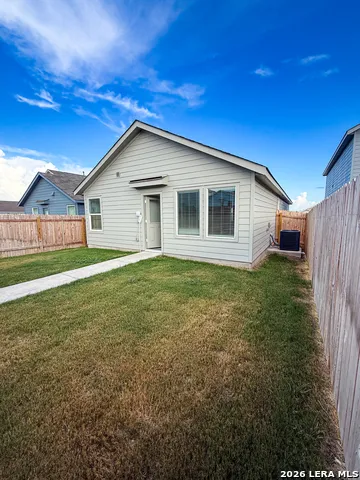 309 TRINITY RIVER HOLW San Marcos, TX 78666