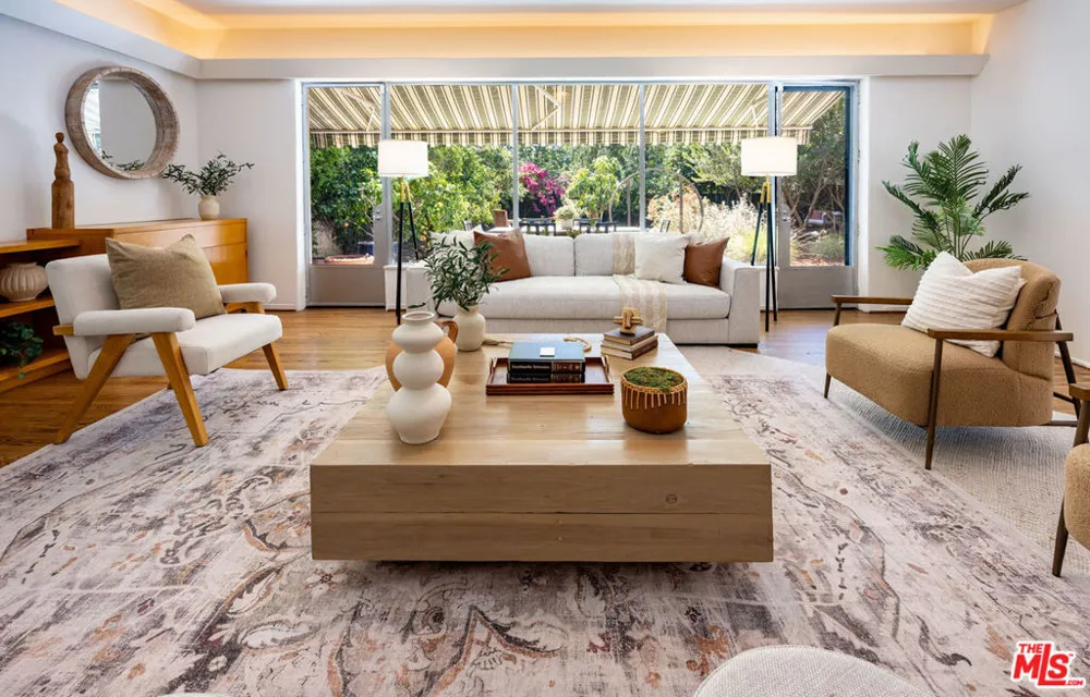 4966 Ambrose Avenue Los Angeles, CA 90027