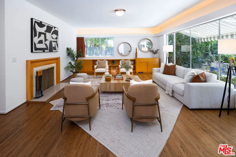 4966 Ambrose Avenue Los Angeles, CA 90027