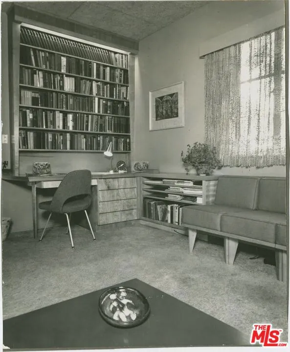 4966 Ambrose Avenue Los Angeles, CA 90027