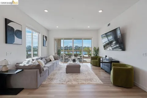 2260 SOLACE VISTA