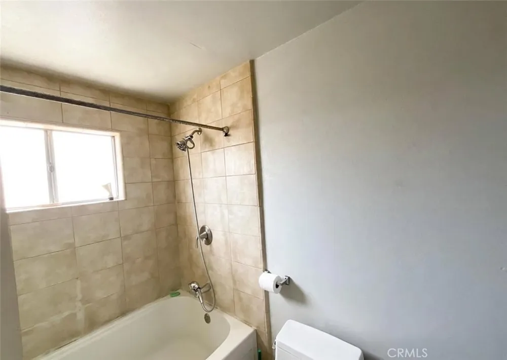 1120 Valencia Hacienda Heights, CA 91745