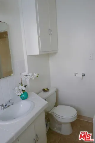 854 Rose Avenue Venice, CA 90291