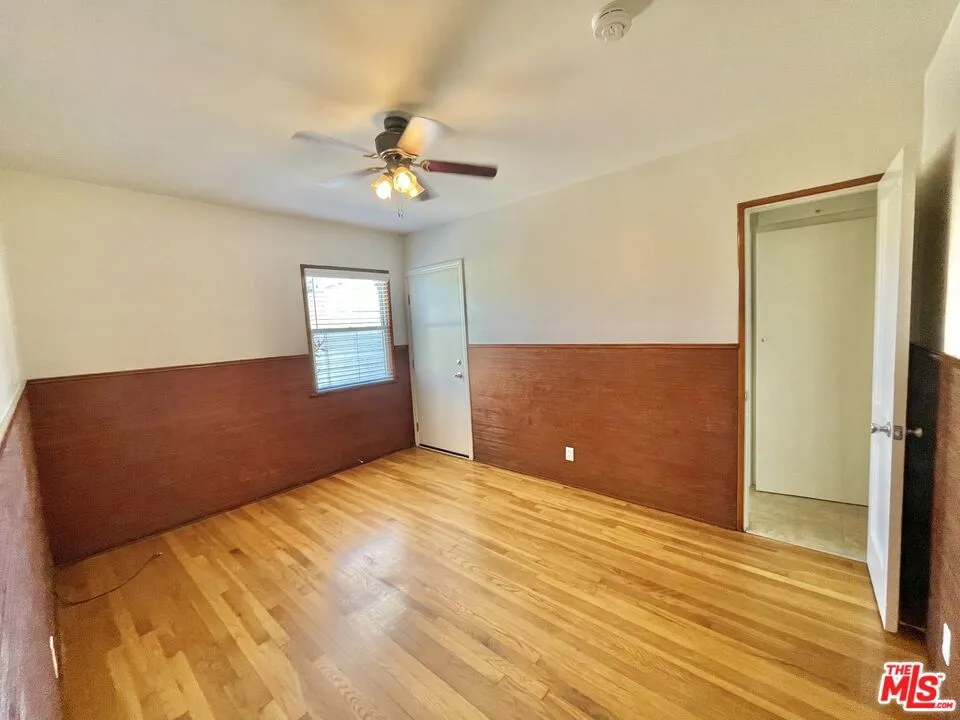 854 Rose Avenue Venice, CA 90291