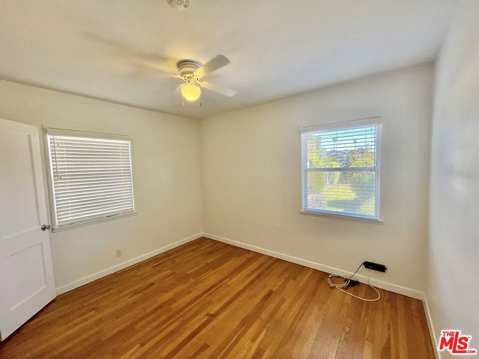 854 Rose Avenue Venice, CA 90291