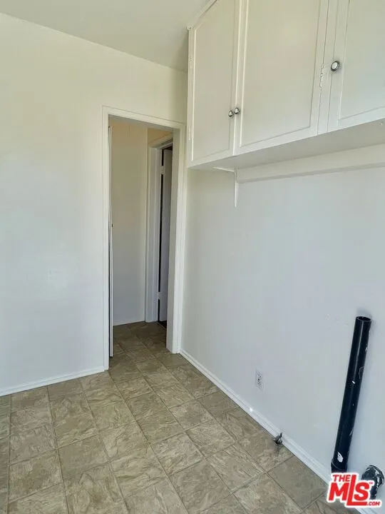 854 Rose Avenue Venice, CA 90291