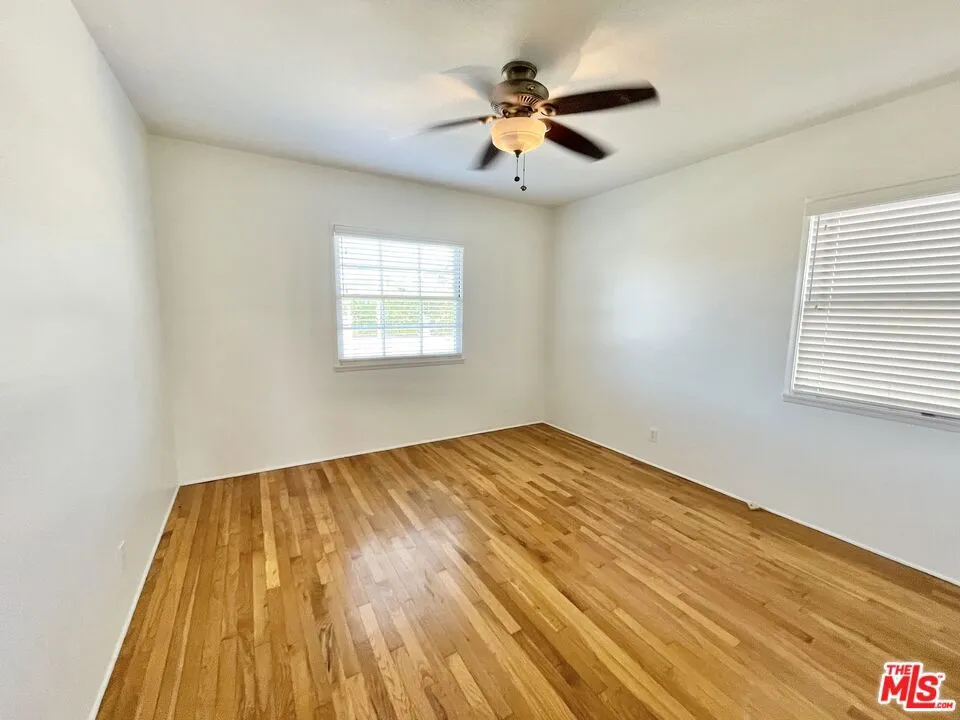 854 Rose Avenue Venice, CA 90291