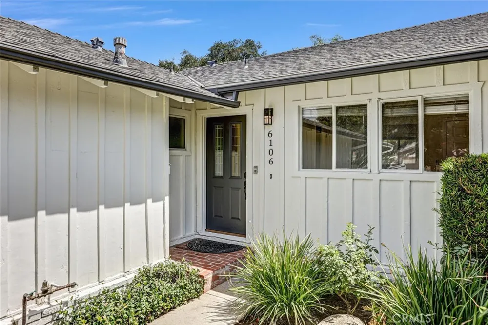 6106 Wilkinson Avenue Valley Glen, CA 91606