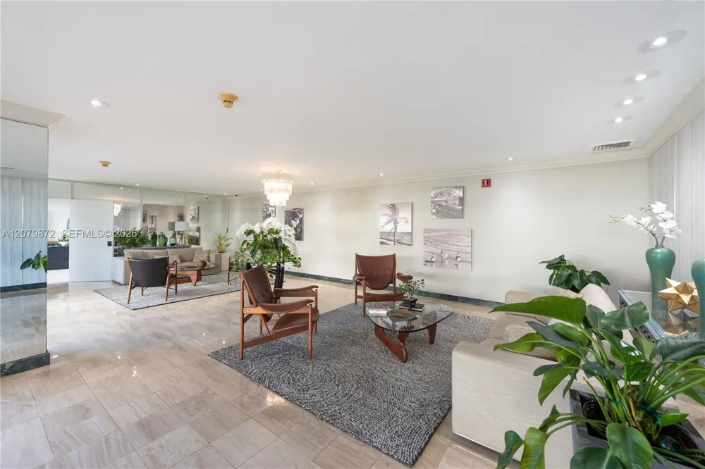 1408 Brickell Bay Dr #1215 Miami, FL 33131