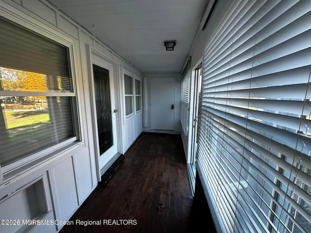 106 E Edinburgh Lane Lakewood, NJ 08701