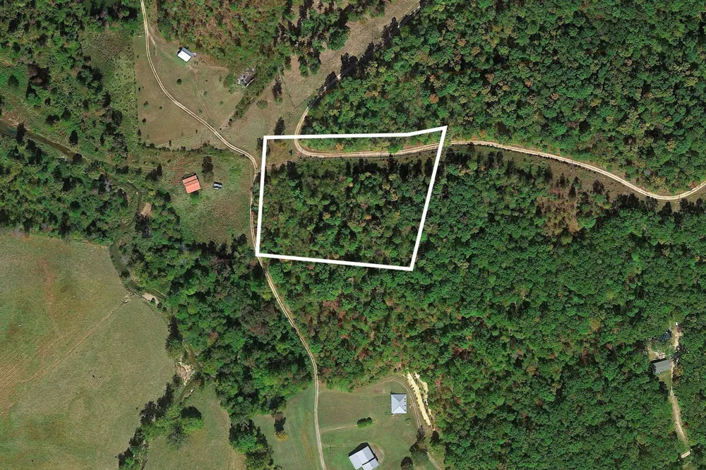 0 Chief Creek Rd Lawrenceburg, TN 38464