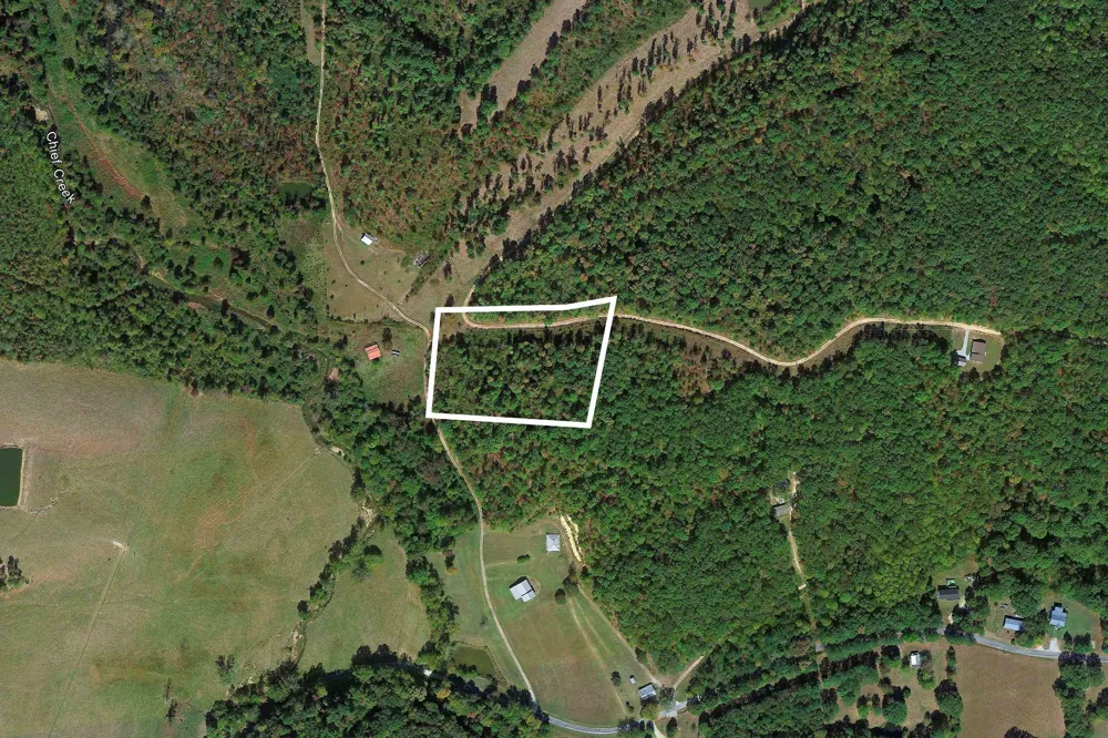 0 Chief Creek Rd Lawrenceburg, TN 38464